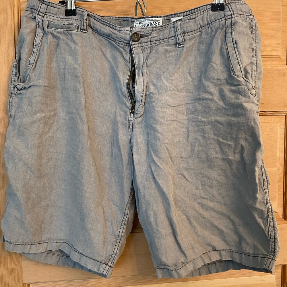 Gray Lucky Brand men’s shorts